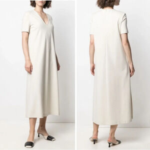 Harris Wharf London - V-neck Ivory Midi Dress